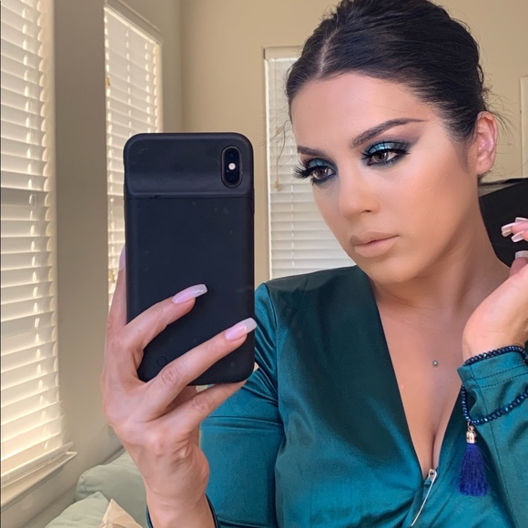 Sexy statement piece dress - Picture 2 of 4